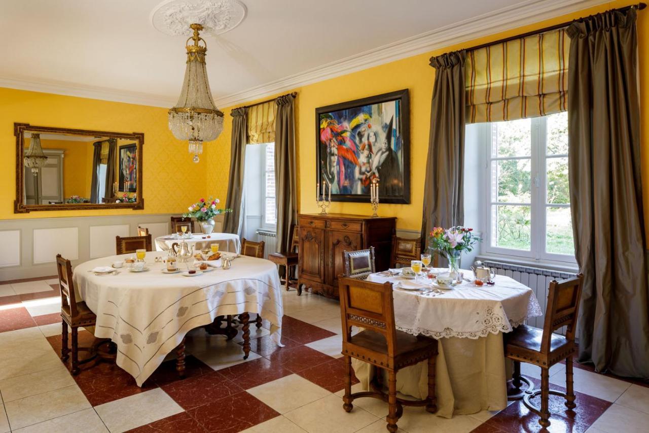 Manoir De Bel Ebat Hotel Crossac ภายนอก รูปภาพ