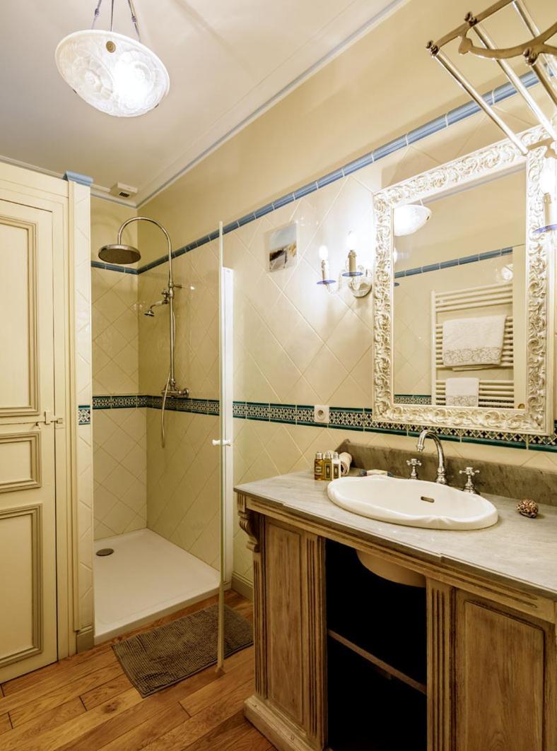 Manoir De Bel Ebat Hotel Crossac ภายนอก รูปภาพ